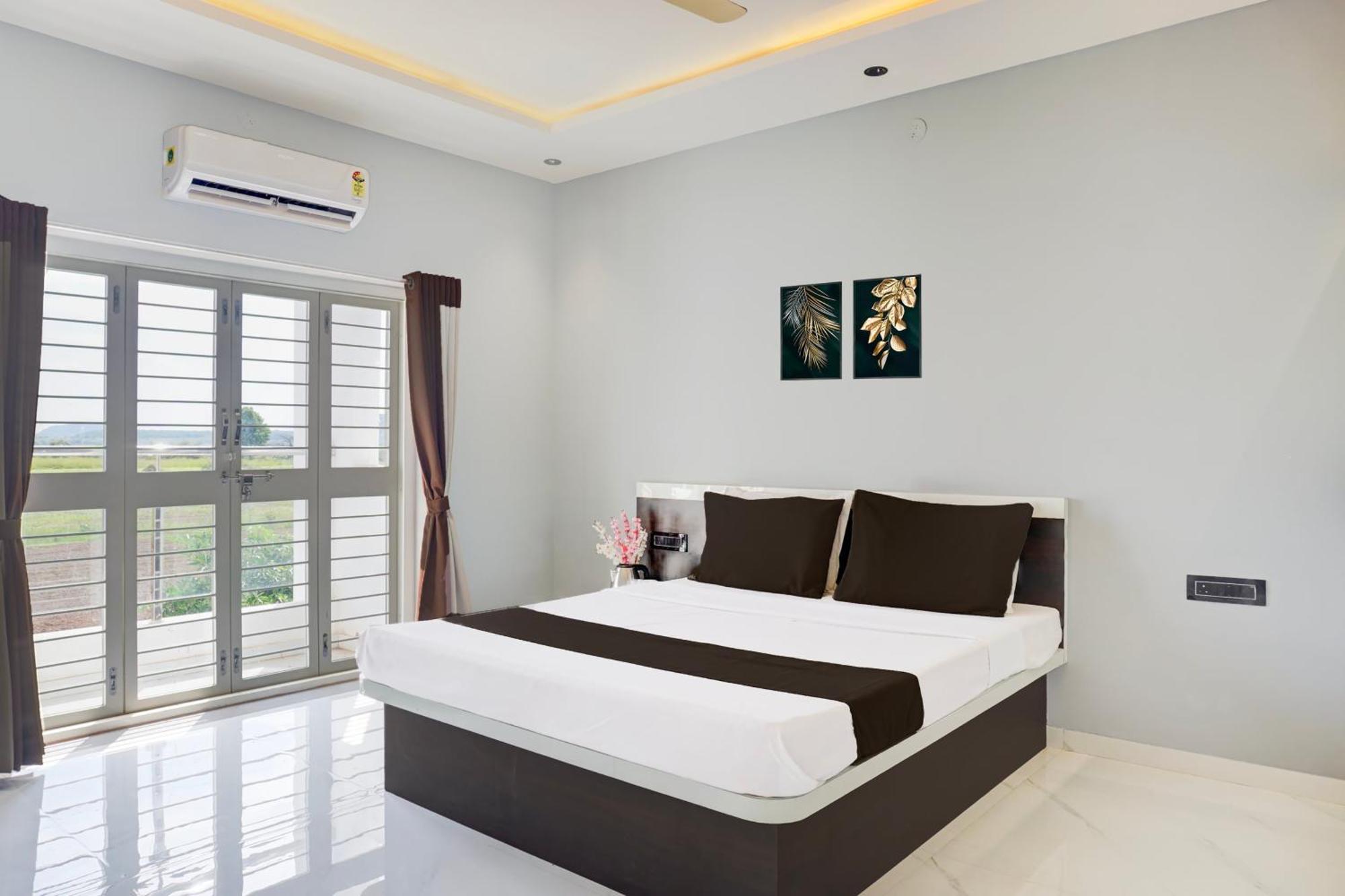 Hotel O Jeevan Restaurant & Lodging Kavathe المظهر الخارجي الصورة
